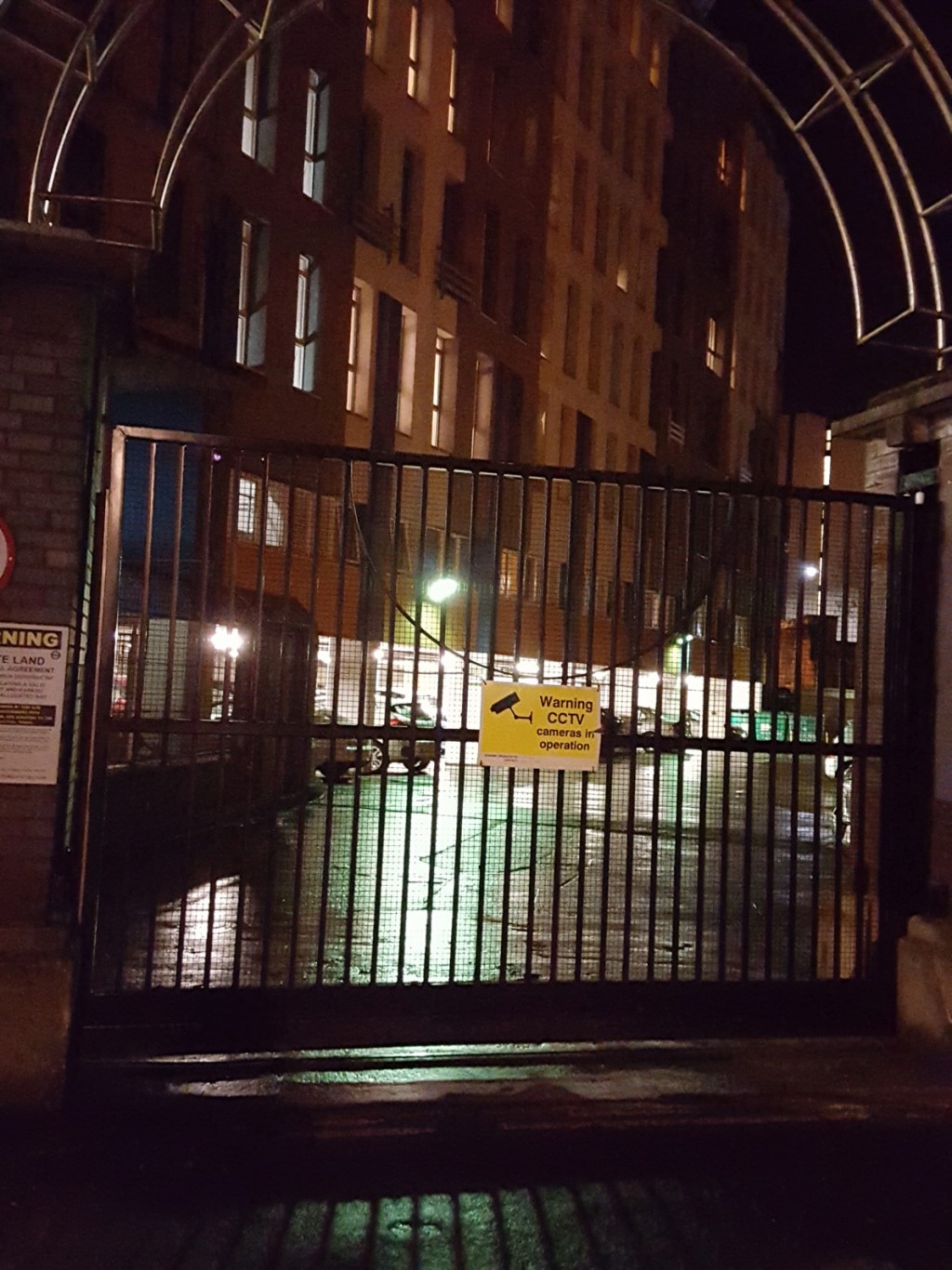 177987358351.02ApartmentsentranceBS13LY.jpeg